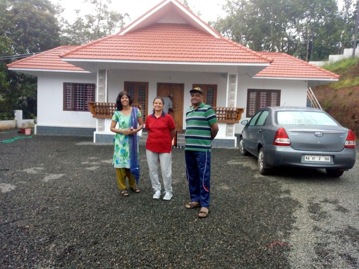 Friends Valley Home Stay Kattappana Esterno foto