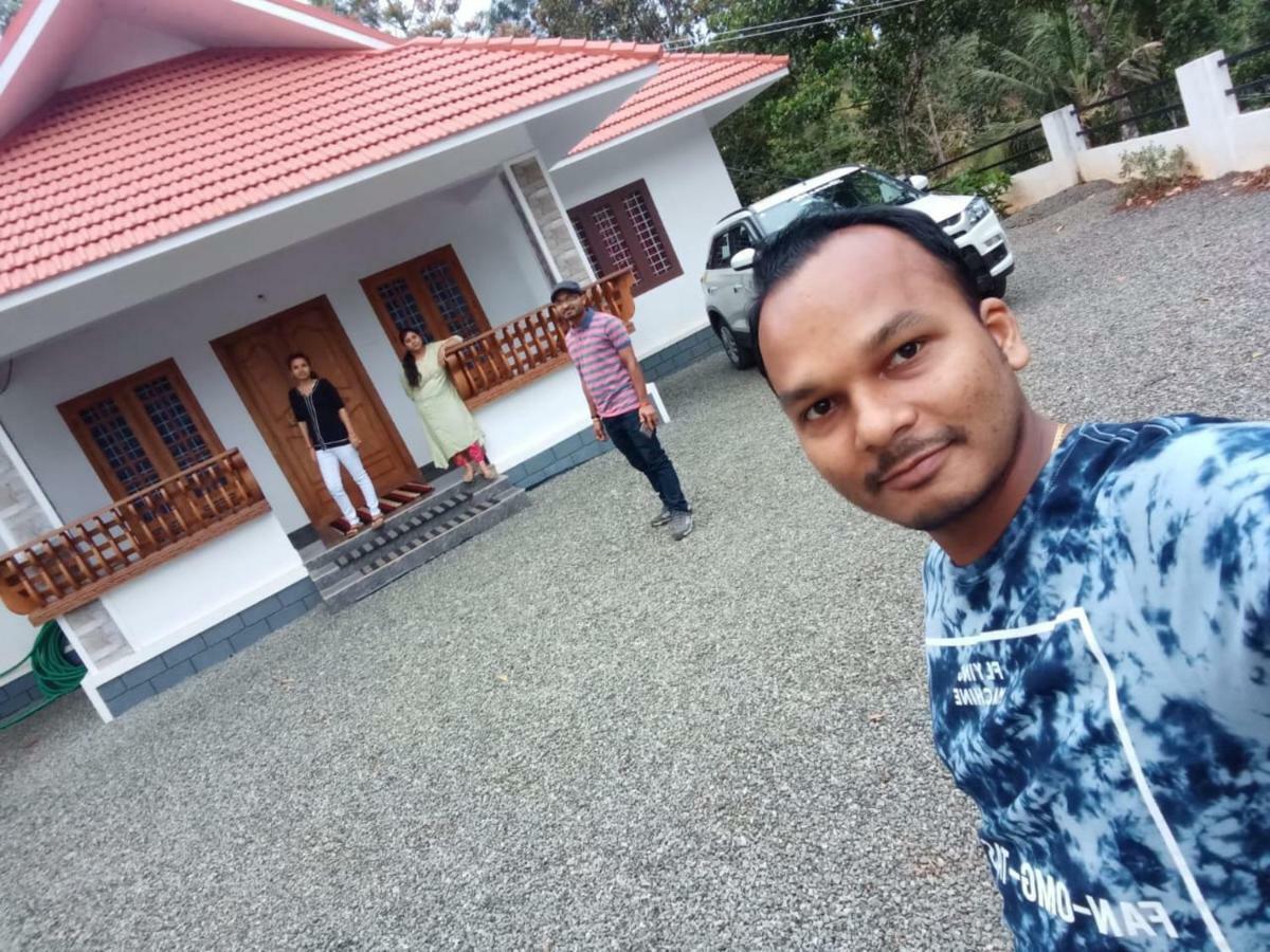 Friends Valley Home Stay Kattappana Esterno foto