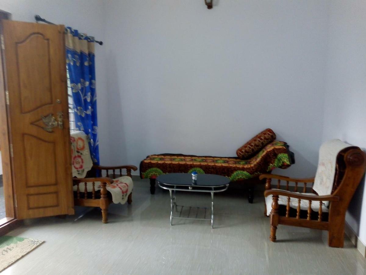 Friends Valley Home Stay Kattappana Esterno foto